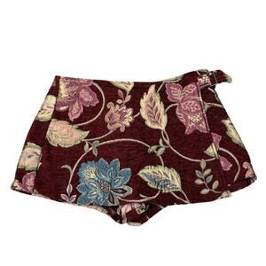 Forever 21 Womens Size M Skort Shorts Mini Red Floral Jacquard